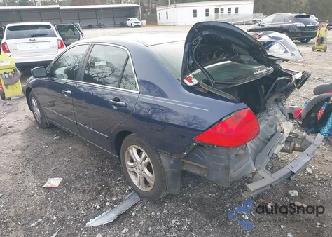 2007 Honda Accord 2.4 Ex z USA, uszkodzony, nr VIN 1HGCM56737A205353